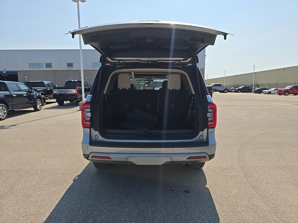 2023 Ford Expedition Limited 4WD 7 Passenger Fond du Lac WI