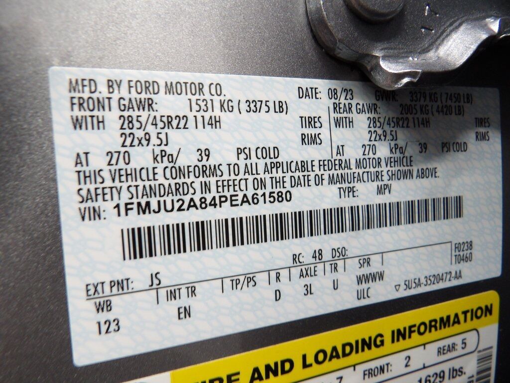 2023 Ford Expedition Limited 4WD 7 Passenger Fond du Lac WI