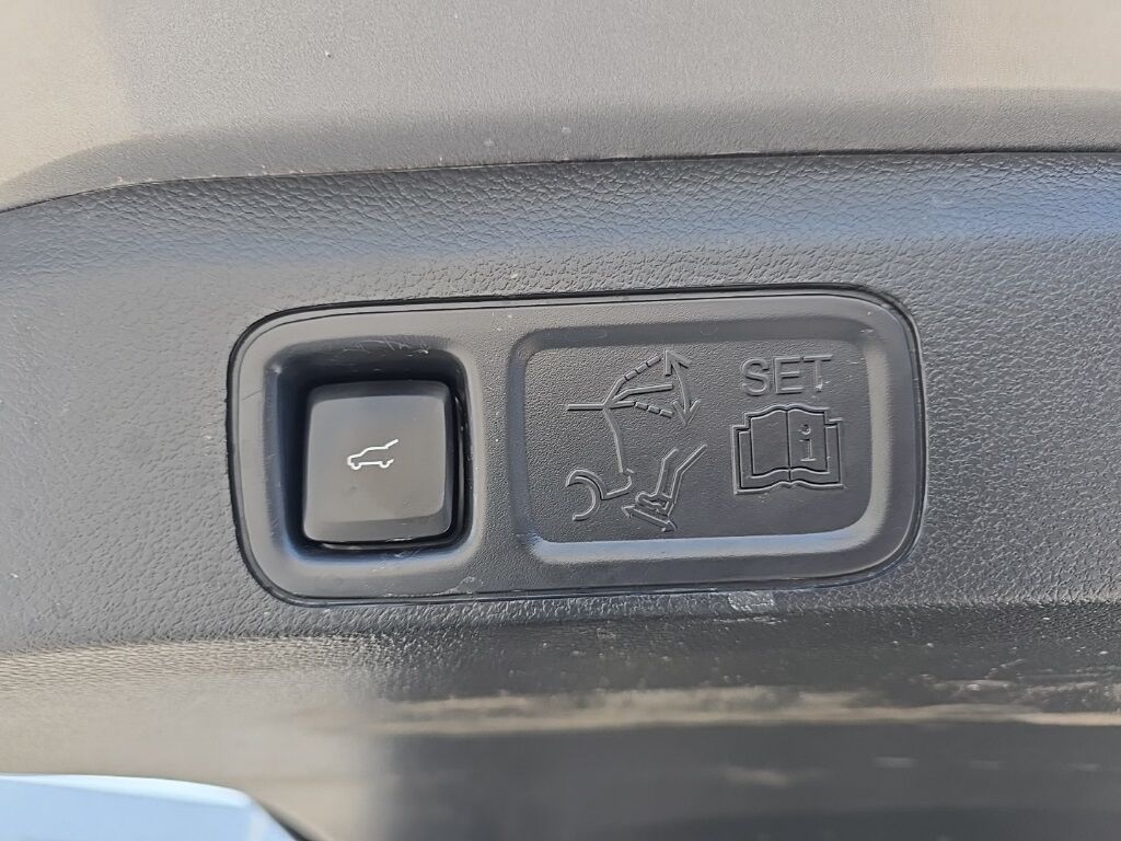 2023 Ford Expedition Limited 4WD 7 Passenger Fond du Lac WI