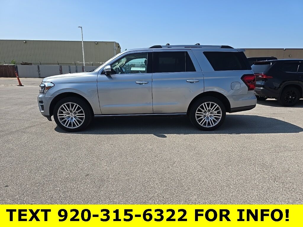 2023 Ford Expedition Limited 4WD 7 Passenger Fond du Lac WI