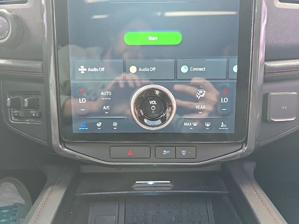 2023 Ford Expedition Limited 4WD 7 Passenger Minocqua WI