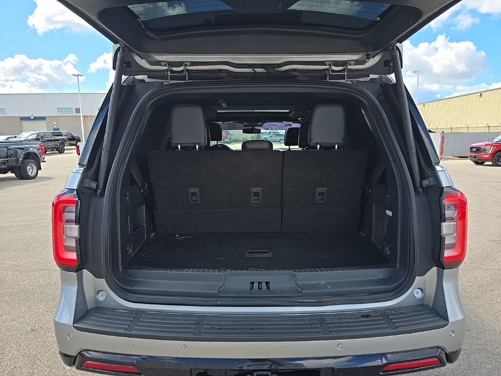 2023 Ford Expedition Limited 4WD 7 Passenger Minocqua WI