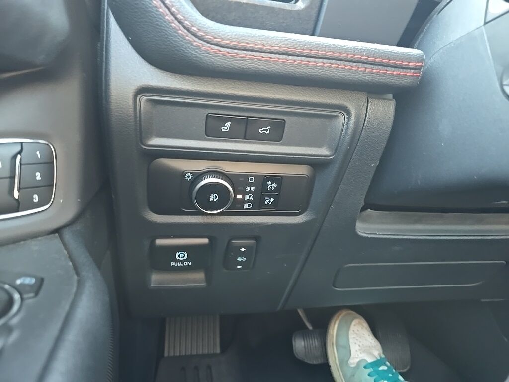 2023 Ford Expedition Limited 4WD 7 Passenger Minocqua WI