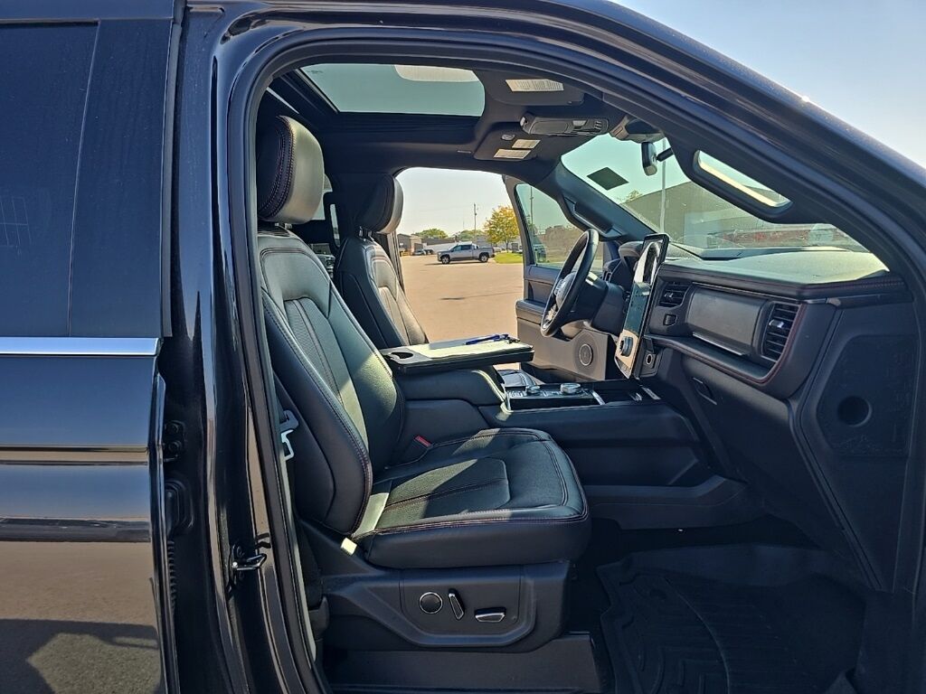 2023 Ford Expedition Limited 4WD 7 Passenger Minocqua WI