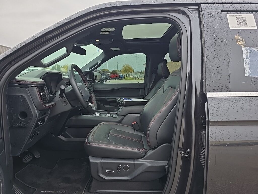 2023 Ford Expedition Limited 4WD 7 Passenger Minocqua WI
