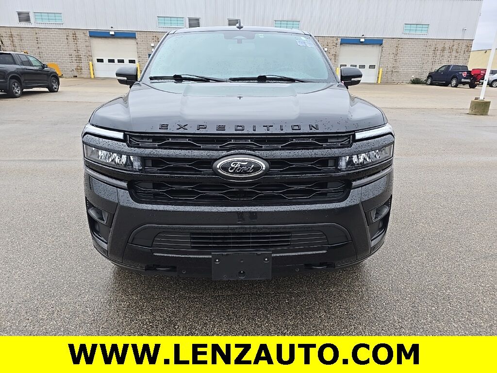 2023 Ford Expedition Limited 4WD 7 Passenger Minocqua WI