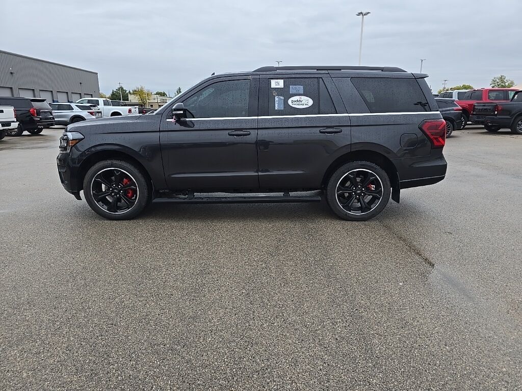 2023 Ford Expedition Limited 4WD 7 Passenger Minocqua WI