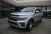 2023 Ford Expedition Limited / 4X4 / Auto Start / Heated & Cooled Leather Seats / Heated Steering Wheel / Panoramic Sunroof / NAV / B&O Speakers / Adaptive Cruise / Lane Depart & Blind Spot / Rear Captain Chairs / 3rd Row / Seats 7 / 1-Owner