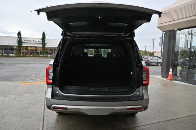 2023 Ford Expedition Limited / 4X4 / Auto Start / Heated & Cooled Leather Seats / Heated Steering Wheel / Sunroof / NAV / B&O Speakers / Adaptive Cruise / Lane Depart & Blind Spot / Rear Captain Chairs / 3rd Row / Seats 7 / 1-Owner Anchorage AK
