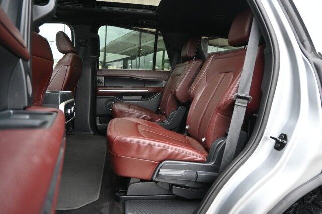 2023 Ford Expedition Limited / 4X4 / Auto Start / Heated & Cooled Leather Seats / Heated Steering Wheel / Sunroof / NAV / B&O Speakers / Adaptive Cruise / Lane Depart & Blind Spot / Rear Captain Chairs / 3rd Row / Seats 7 / 1-Owner Anchorage AK