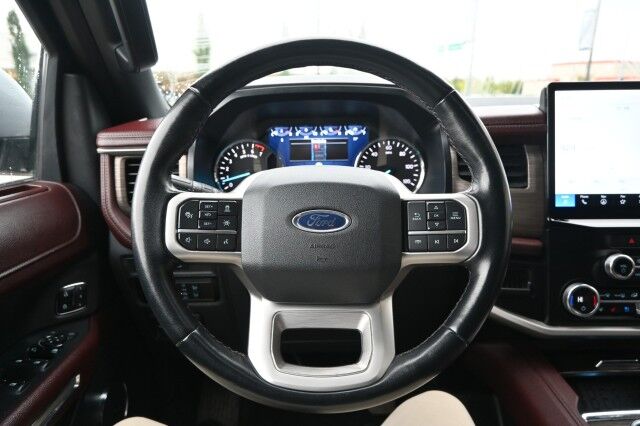 2023 Ford Expedition Limited / 4X4 / Auto Start / Heated & Cooled Leather Seats / Heated Steering Wheel / Sunroof / NAV / B&O Speakers / Adaptive Cruise / Lane Depart & Blind Spot / Rear Captain Chairs / 3rd Row / Seats 7 / 1-Owner Anchorage AK