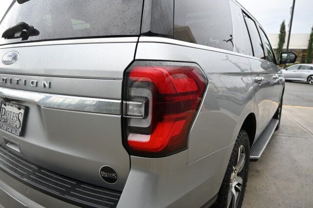 2023 Ford Expedition Limited / 4X4 / Auto Start / Heated & Cooled Leather Seats / Heated Steering Wheel / Sunroof / NAV / B&O Speakers / Adaptive Cruise / Lane Depart & Blind Spot / Rear Captain Chairs / 3rd Row / Seats 7 / 1-Owner Anchorage AK
