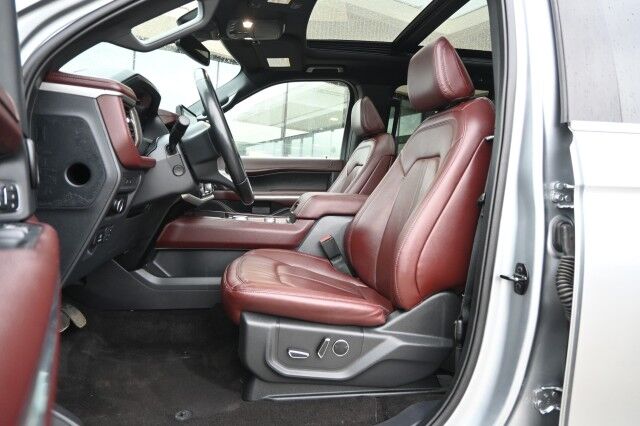2023 Ford Expedition Limited / 4X4 / Auto Start / Heated & Cooled Leather Seats / Heated Steering Wheel / Sunroof / NAV / B&O Speakers / Adaptive Cruise / Lane Depart & Blind Spot / Rear Captain Chairs / 3rd Row / Seats 7 / 1-Owner Anchorage AK