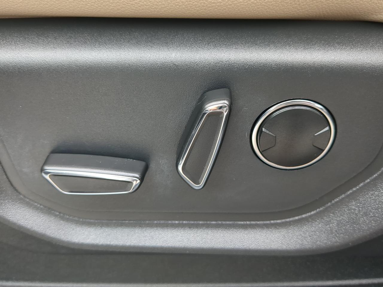 2023 Ford Expedition Limited Appleton WI