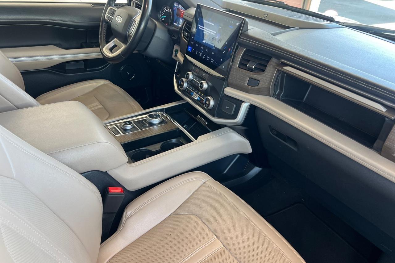 2023 Ford Expedition Limited Ontario OR