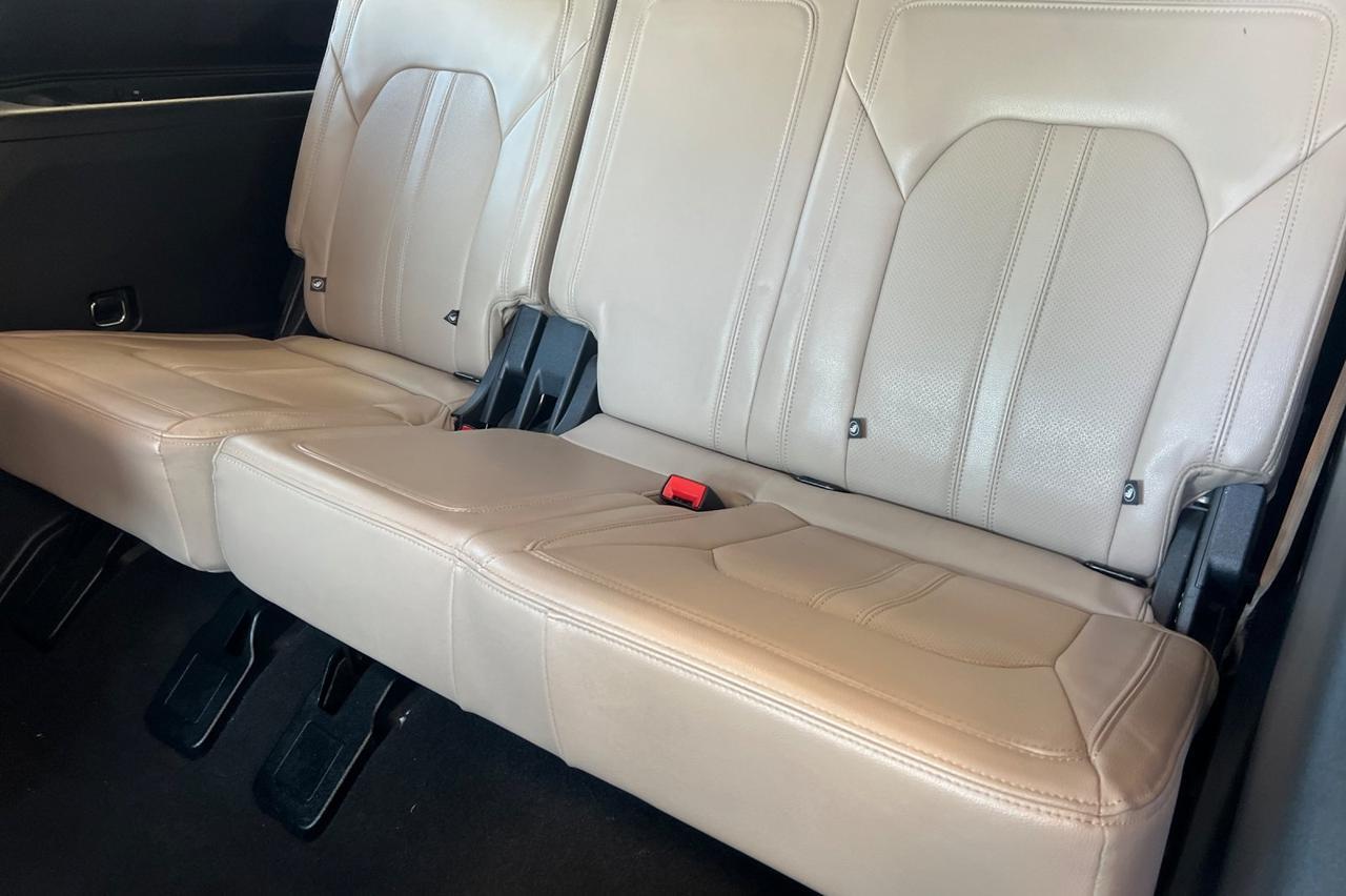2023 Ford Expedition Limited Ontario OR