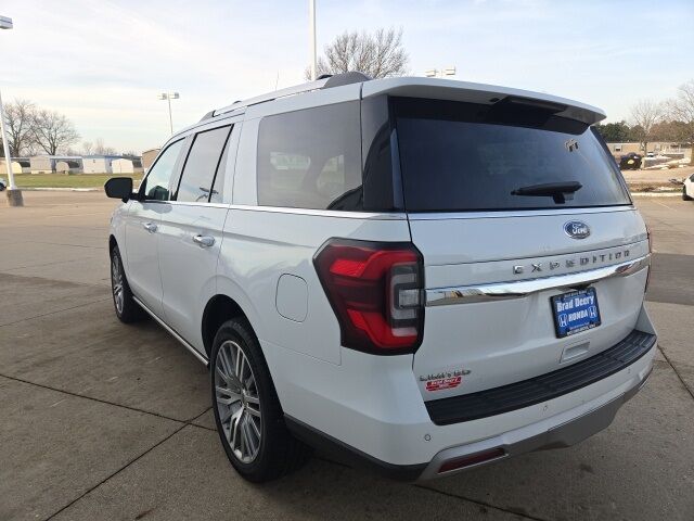 2023 Ford Expedition Limited West Burlington IA