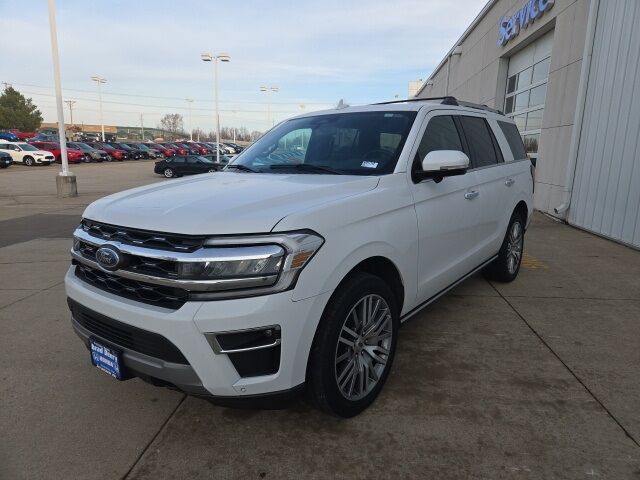 2023 Ford Expedition Limited West Burlington IA