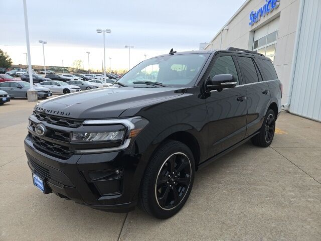 2023 Ford Expedition Limited West Burlington IA