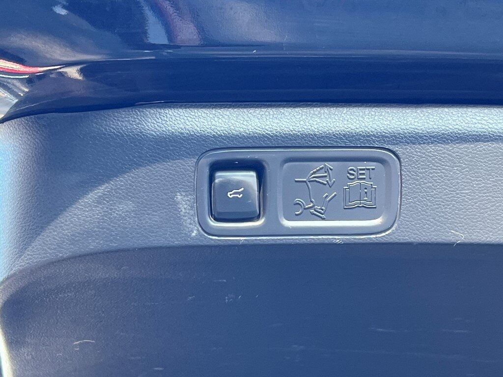 2023 Ford Expedition Limited Warrenton VA