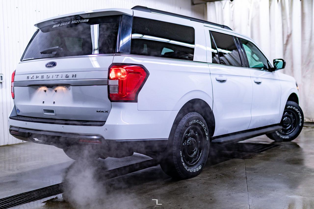 2023 Ford Expedition Max 4x4 SSV Nav BCam Red Deer AB