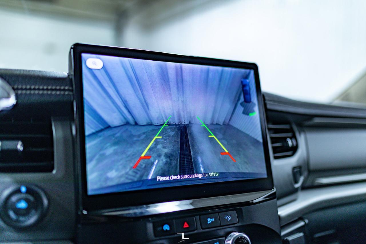 2023 Ford Expedition Max 4x4 SSV Nav BCam Red Deer AB