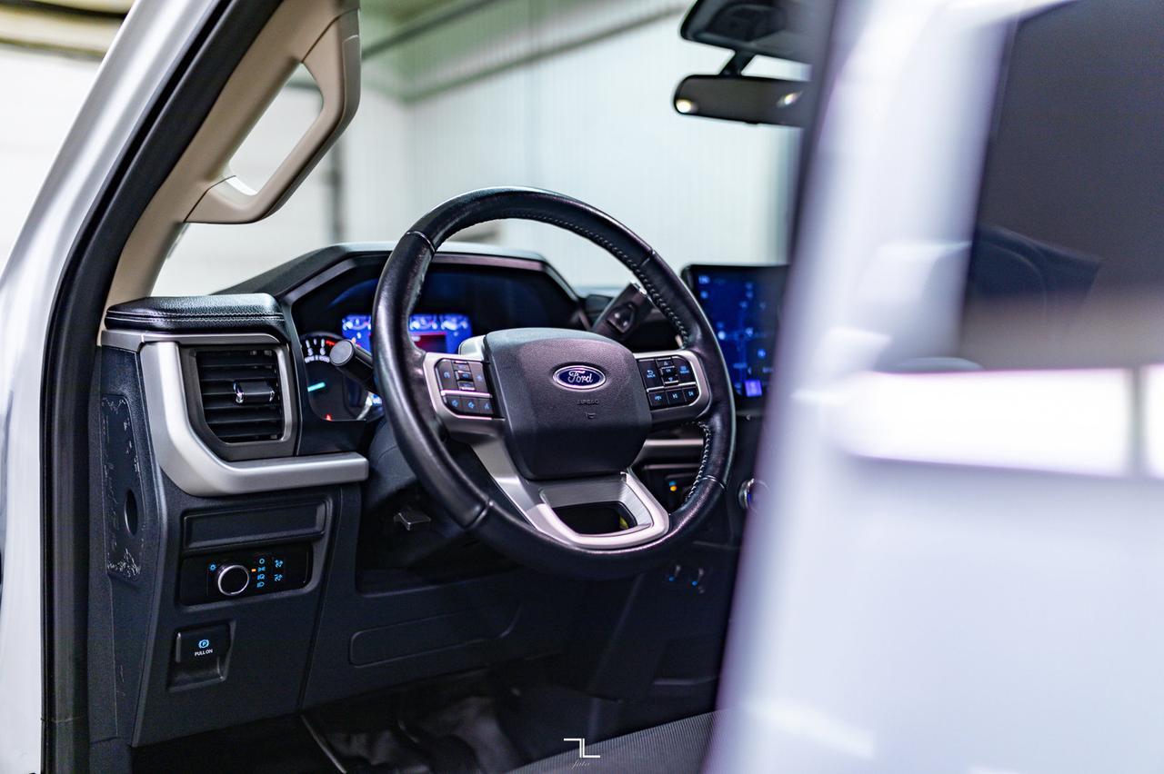 2023 Ford Expedition Max 4x4 SSV Nav Bcam 3rd Row Red Deer AB