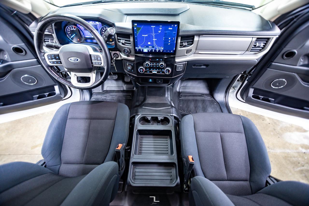 2023 Ford Expedition Max 4x4 SSV Nav Bcam 3rd Row Red Deer AB