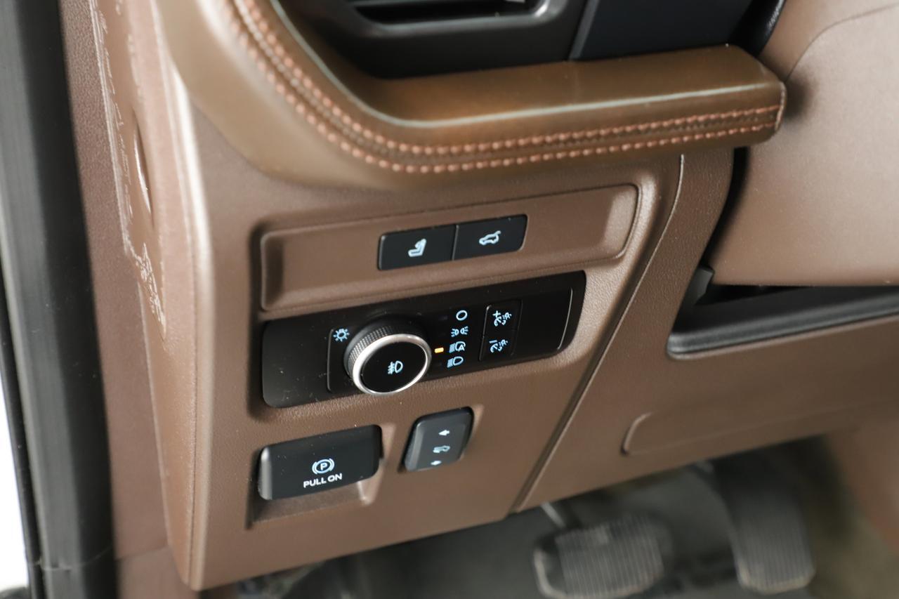 2023 Ford Expedition Max King Ranch New Braunfels TX