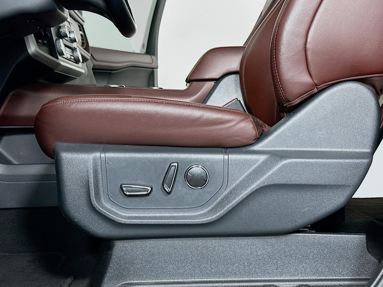 2023 Ford Expedition Max Limited Tacoma WA