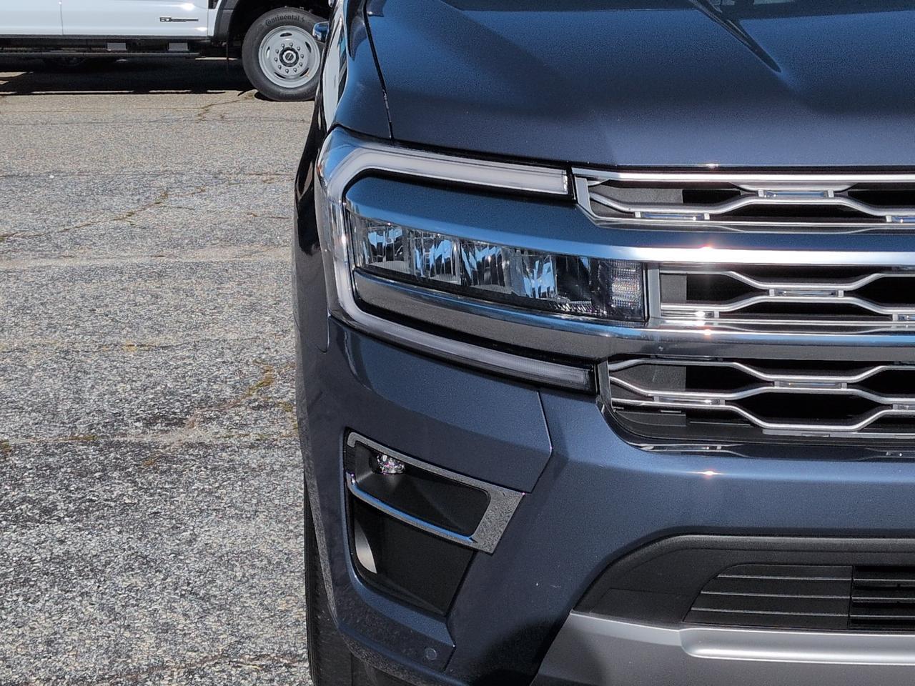 2023 Ford Expedition Max Platinum Appleton WI