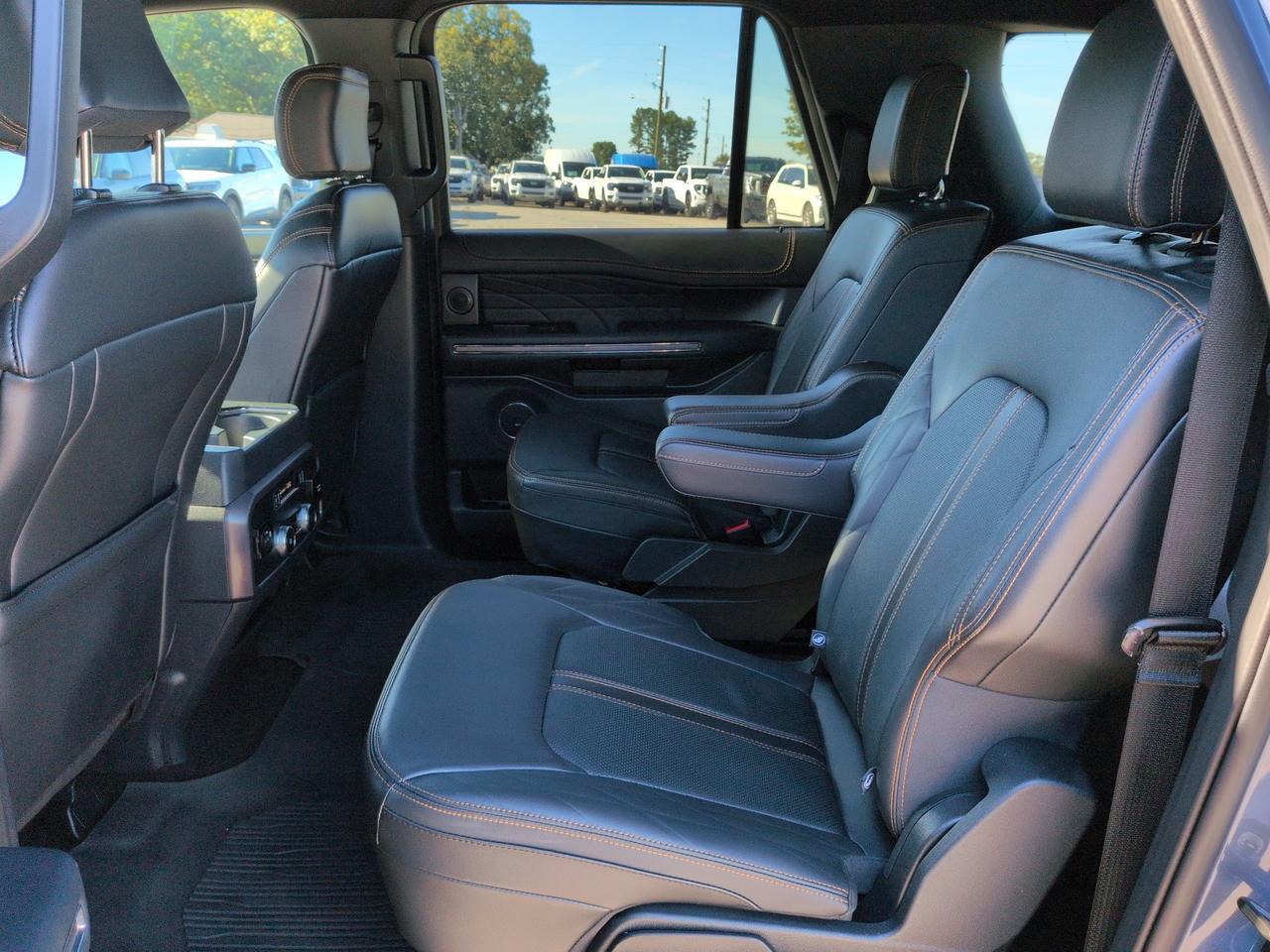 2023 Ford Expedition Max Platinum Appleton WI