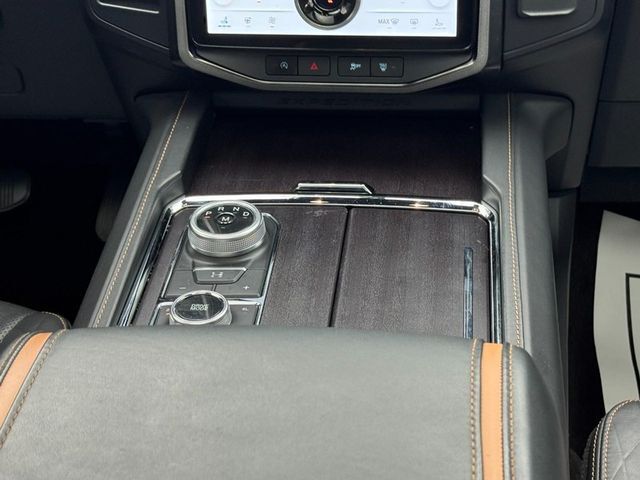 2023 Ford Expedition Max Platinum Washington MO