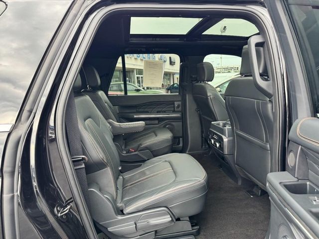 2023 Ford Expedition Max Platinum Washington MO