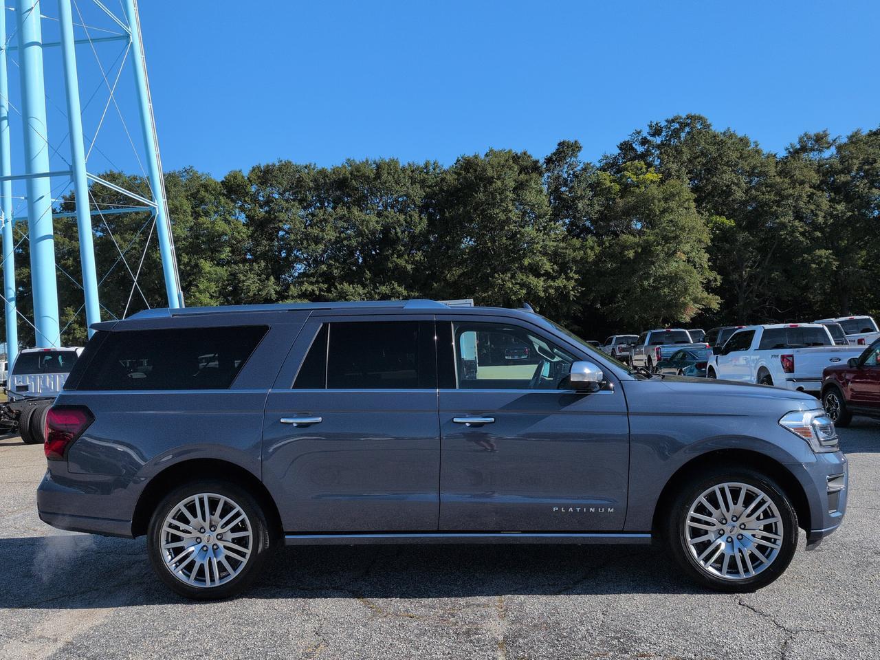 2023 Ford Expedition Max Platinum
