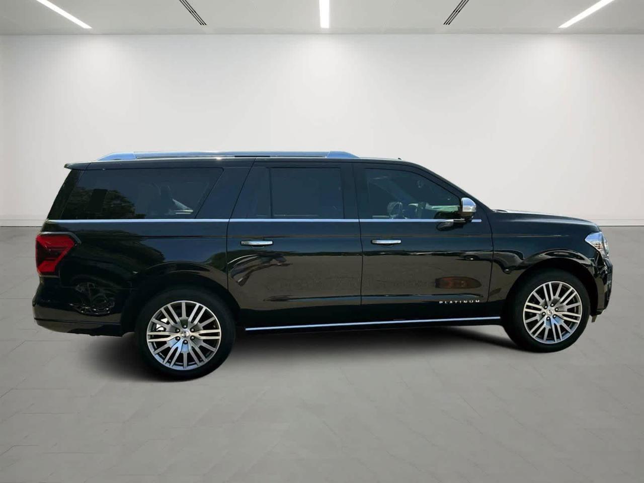 2023 Ford Expedition Max Platinum Plymouth MA