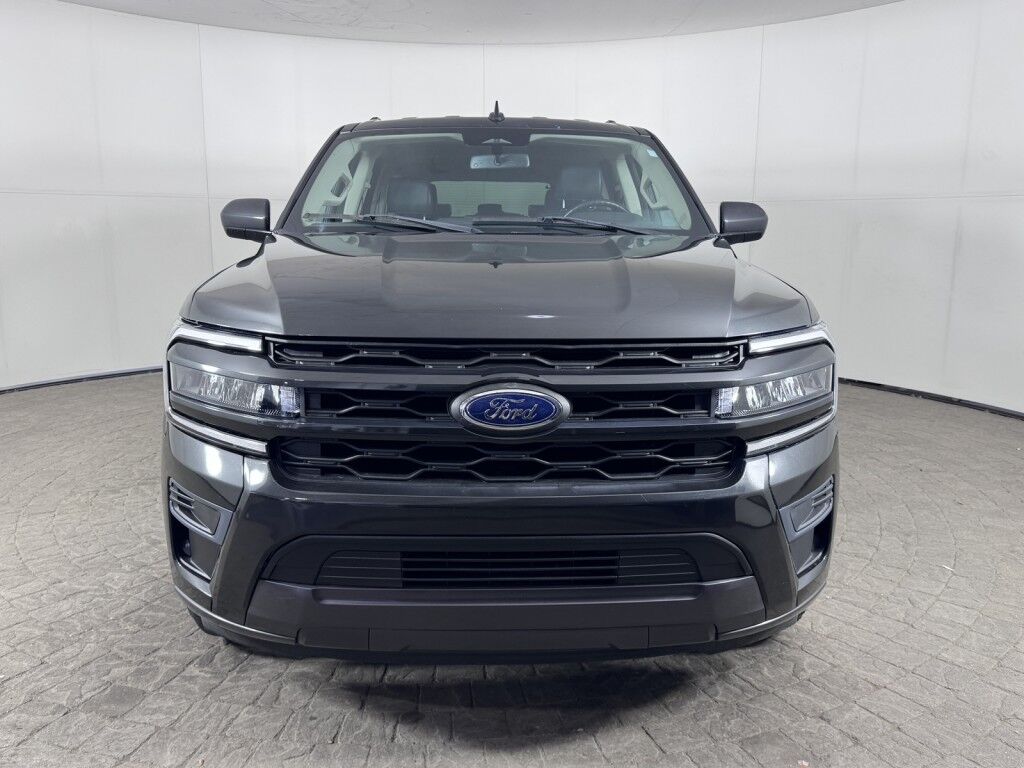 2023 Ford Expedition Max XLT 4x4 w/Leather/High Package Maumee OH