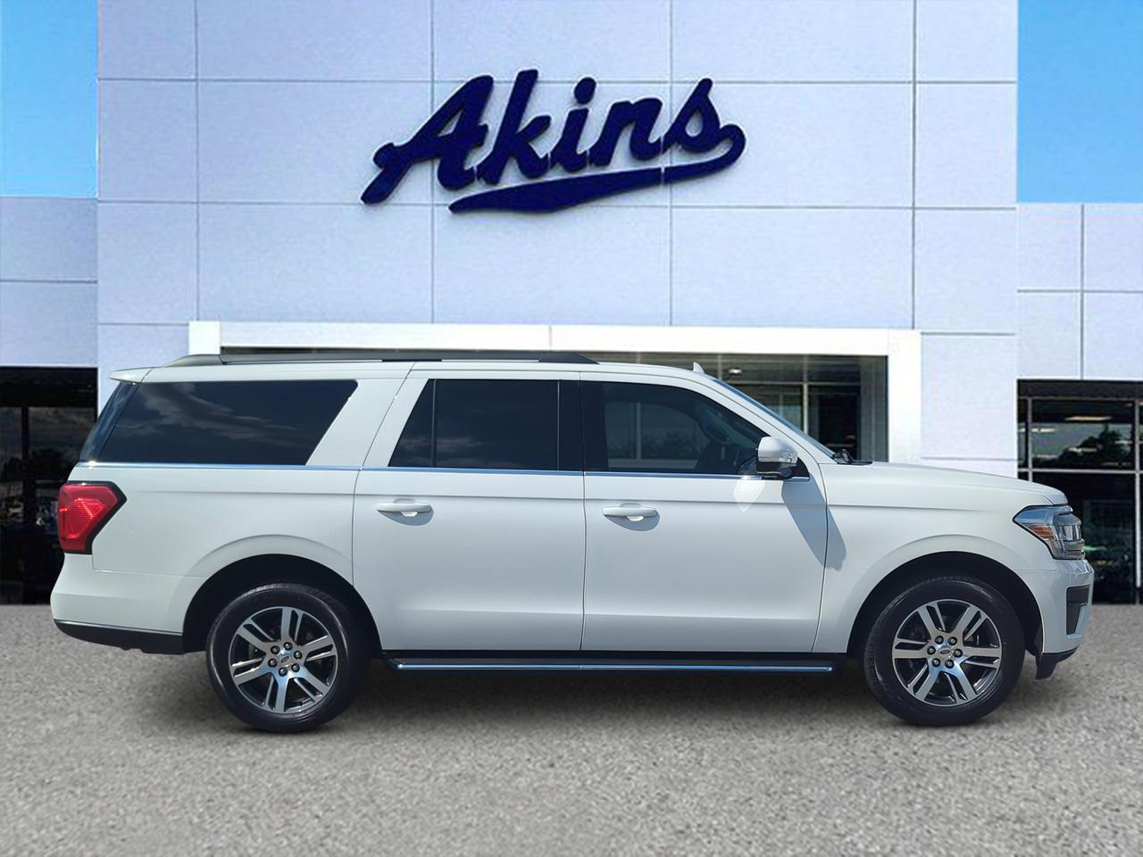 2023 Ford Expedition Max XLT Appleton WI
