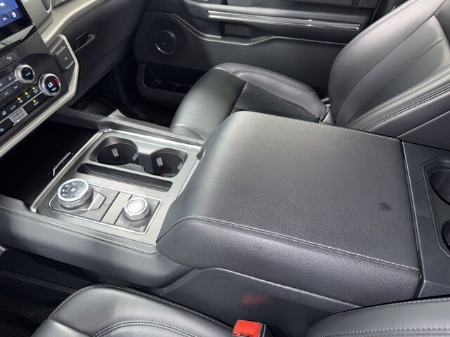 2023 Ford Expedition Max XLT Pine River MN