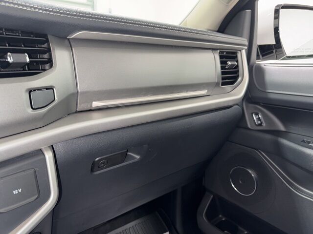 2023 Ford Expedition Max XLT Pine River MN