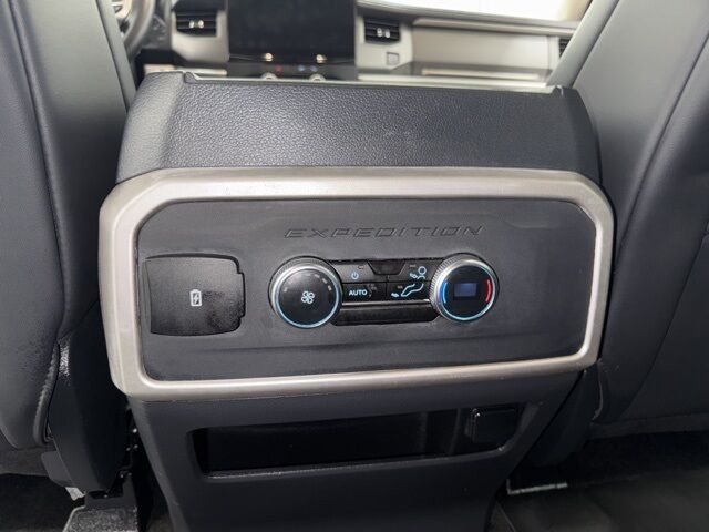 2023 Ford Expedition Max XLT Pine River MN