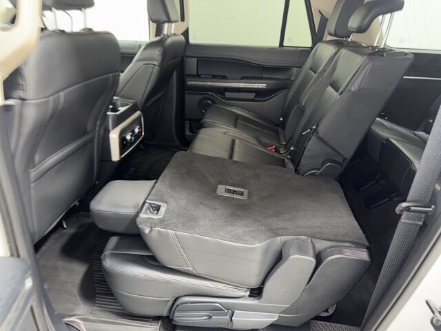 2023 Ford Expedition Max XLT Pine River MN