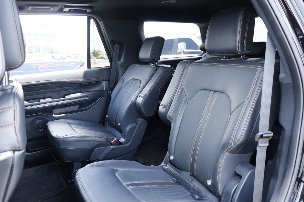 2023 Ford Expedition Platinum Hondo TX