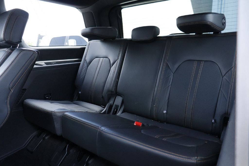 2023 Ford Expedition Platinum Hondo TX