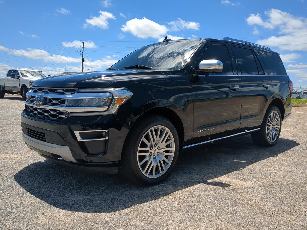 2023 Ford Expedition Platinum Appleton WI