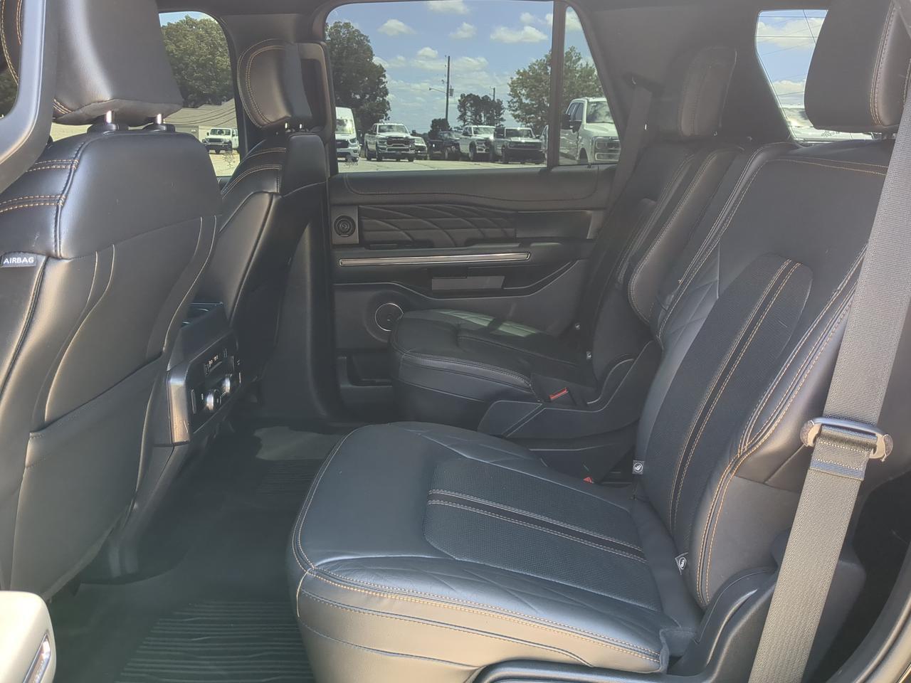 2023 Ford Expedition Platinum Appleton WI