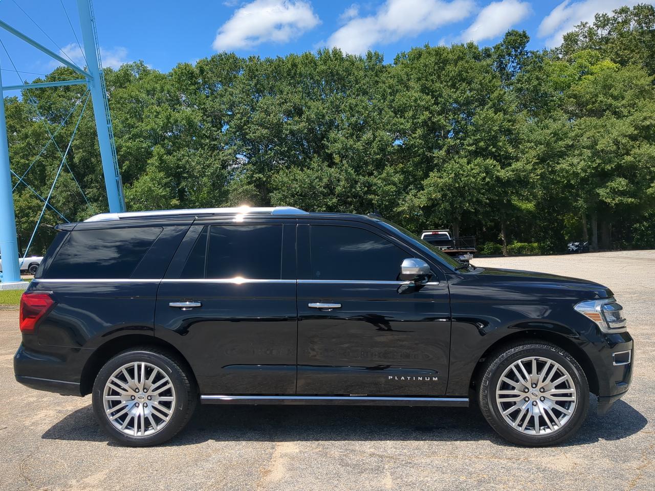 2023 Ford Expedition Platinum Appleton WI