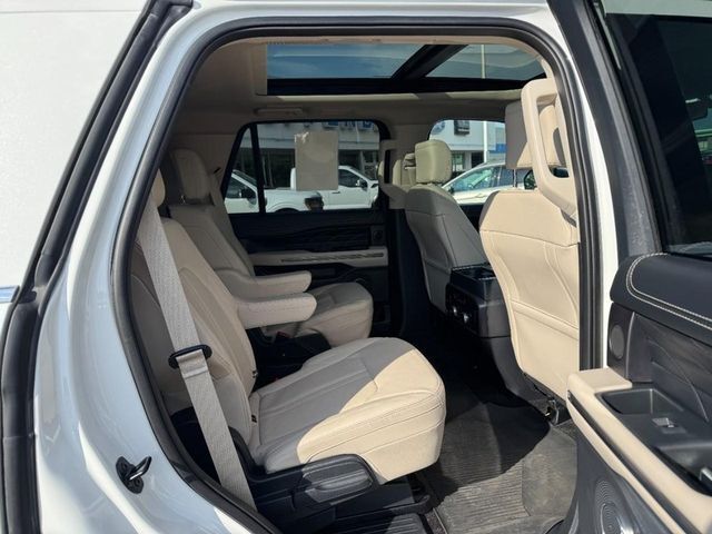 2023 Ford Expedition Platinum Washington MO