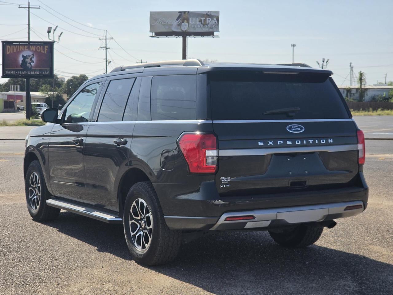 2023 Ford Expedition XLT 4x2 Beeville TX