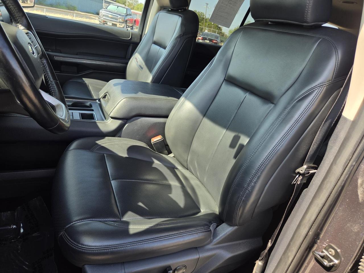 2023 Ford Expedition XLT 4x2 Beeville TX